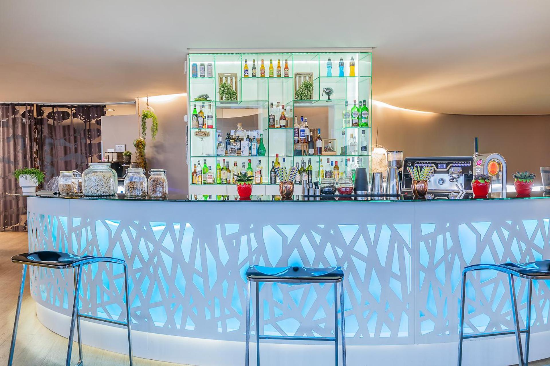 Novotel Setúbal Eksteriør billede