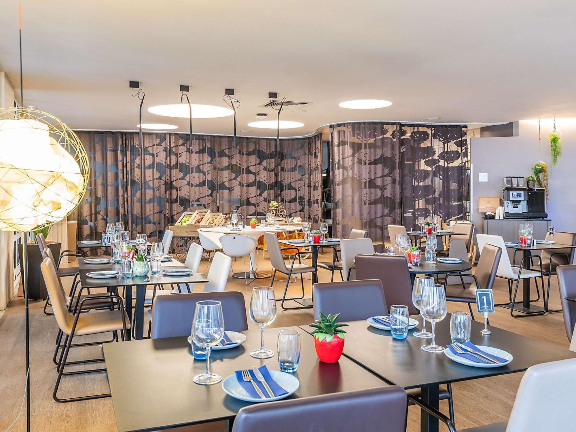 Novotel Setúbal Eksteriør billede